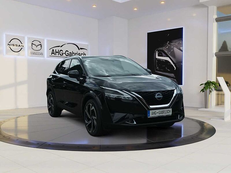 Nissan Qashqai Tekna+, Panorama-Dach, Bose Sound Sys.