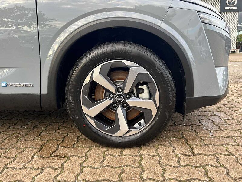 Nissan Qashqai e-Power n-connecta, Business-, Winter-und Design Paket, 2-farbig